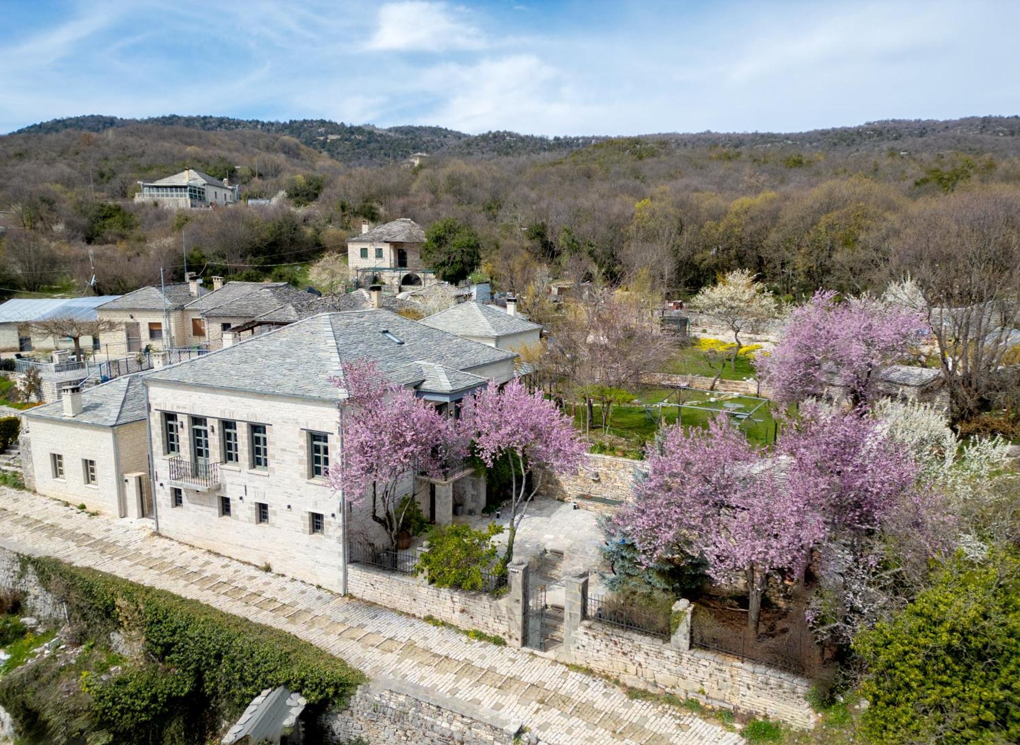 Katikia Zagori Hotel Vitsa Exterior photo